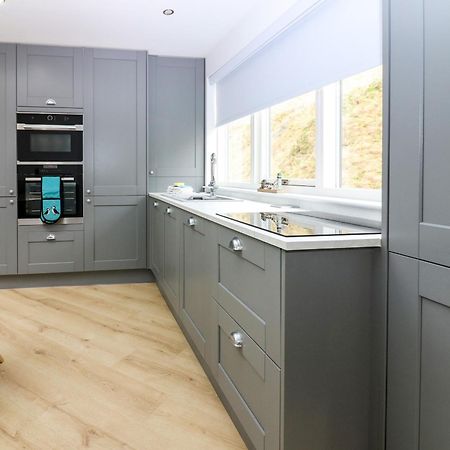 Craignure Apartment บานฟ์ ภายนอก รูปภาพ