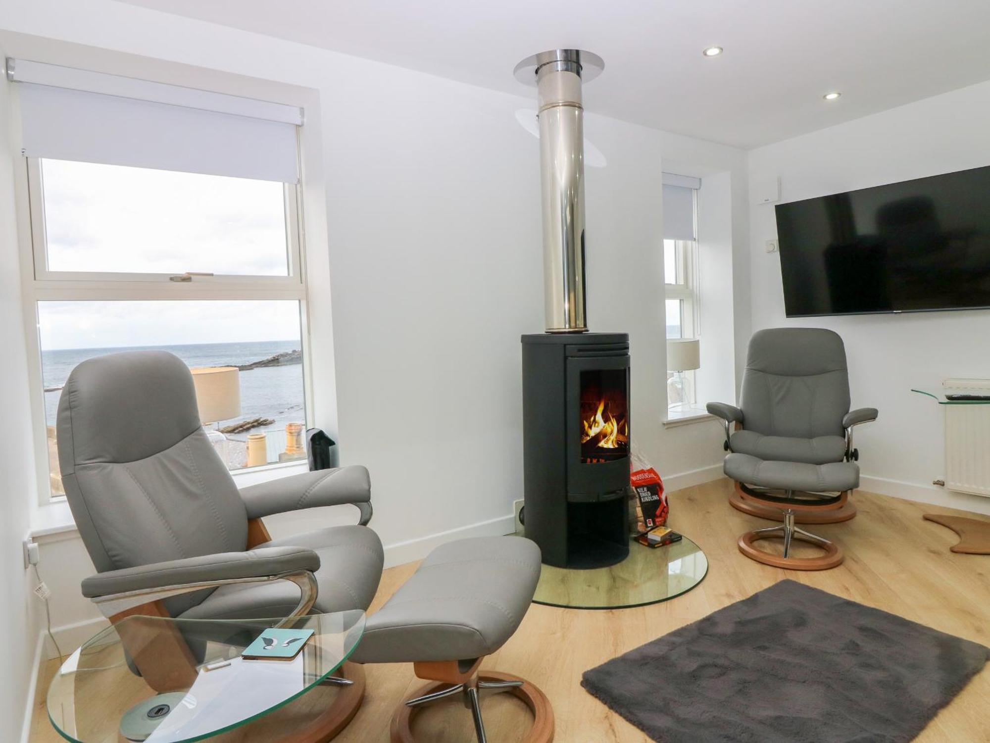 Craignure Apartment บานฟ์ ภายนอก รูปภาพ