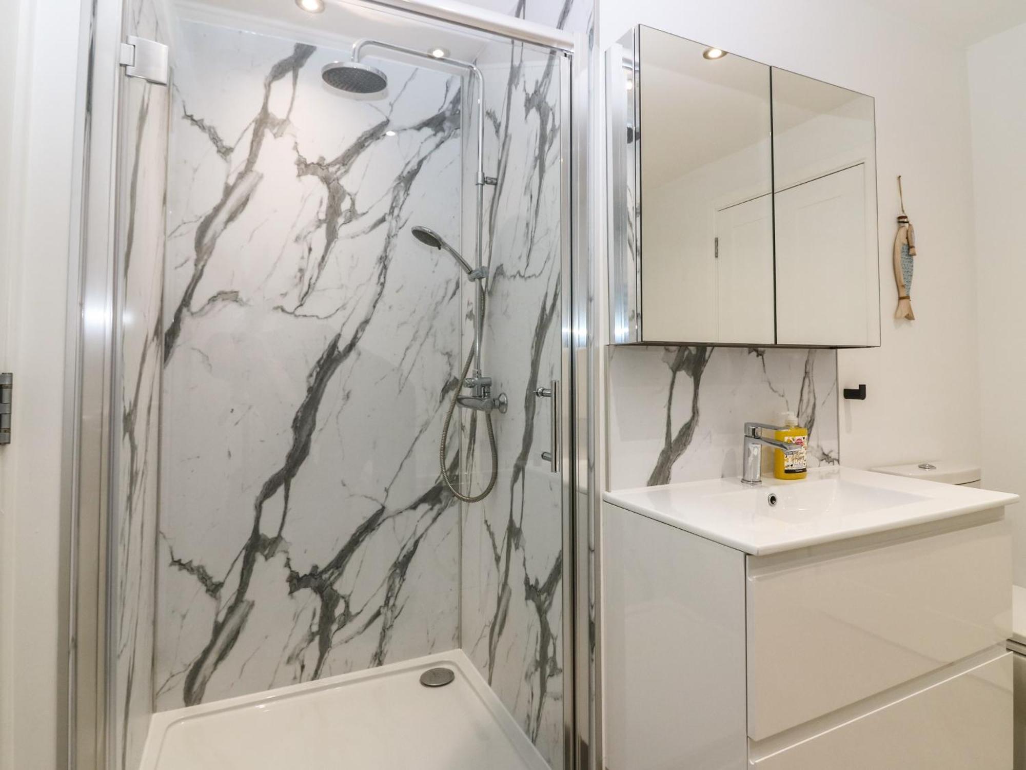 Craignure Apartment บานฟ์ ภายนอก รูปภาพ