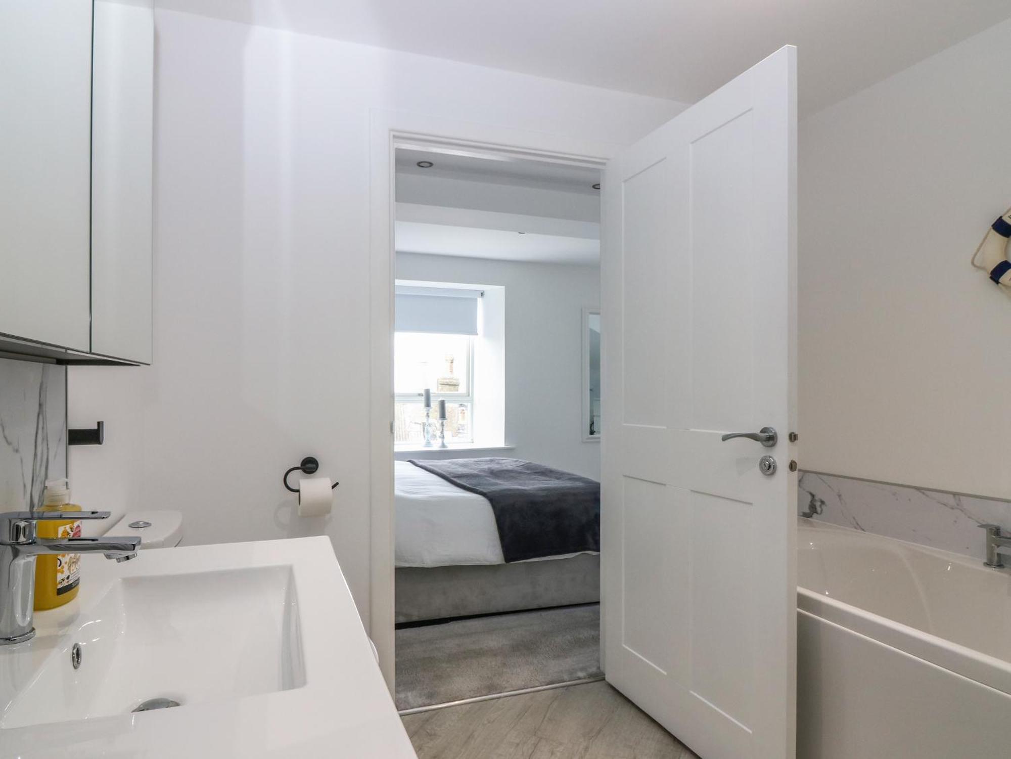 Craignure Apartment บานฟ์ ภายนอก รูปภาพ