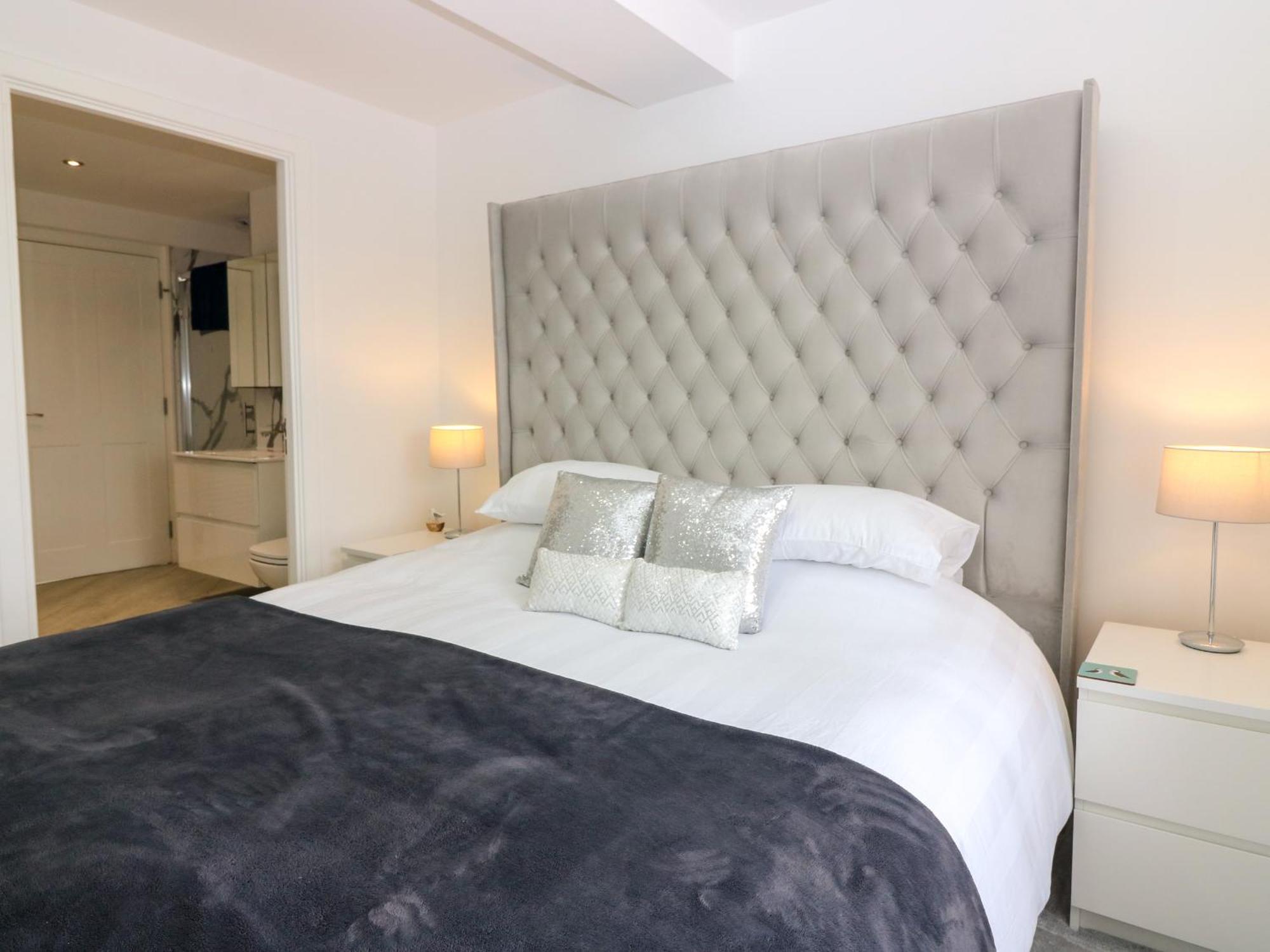 Craignure Apartment บานฟ์ ภายนอก รูปภาพ